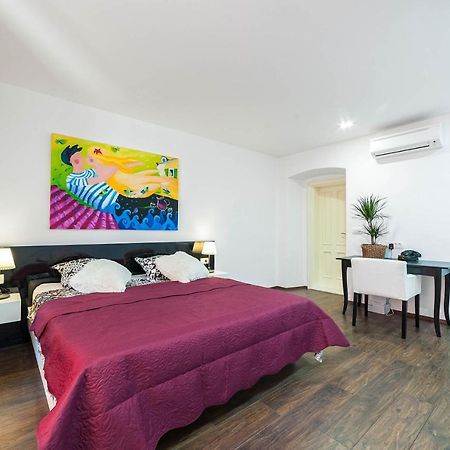 Aparment Lila Διαμέρισμα Σίμπενικ Εξωτερικό φωτογραφία