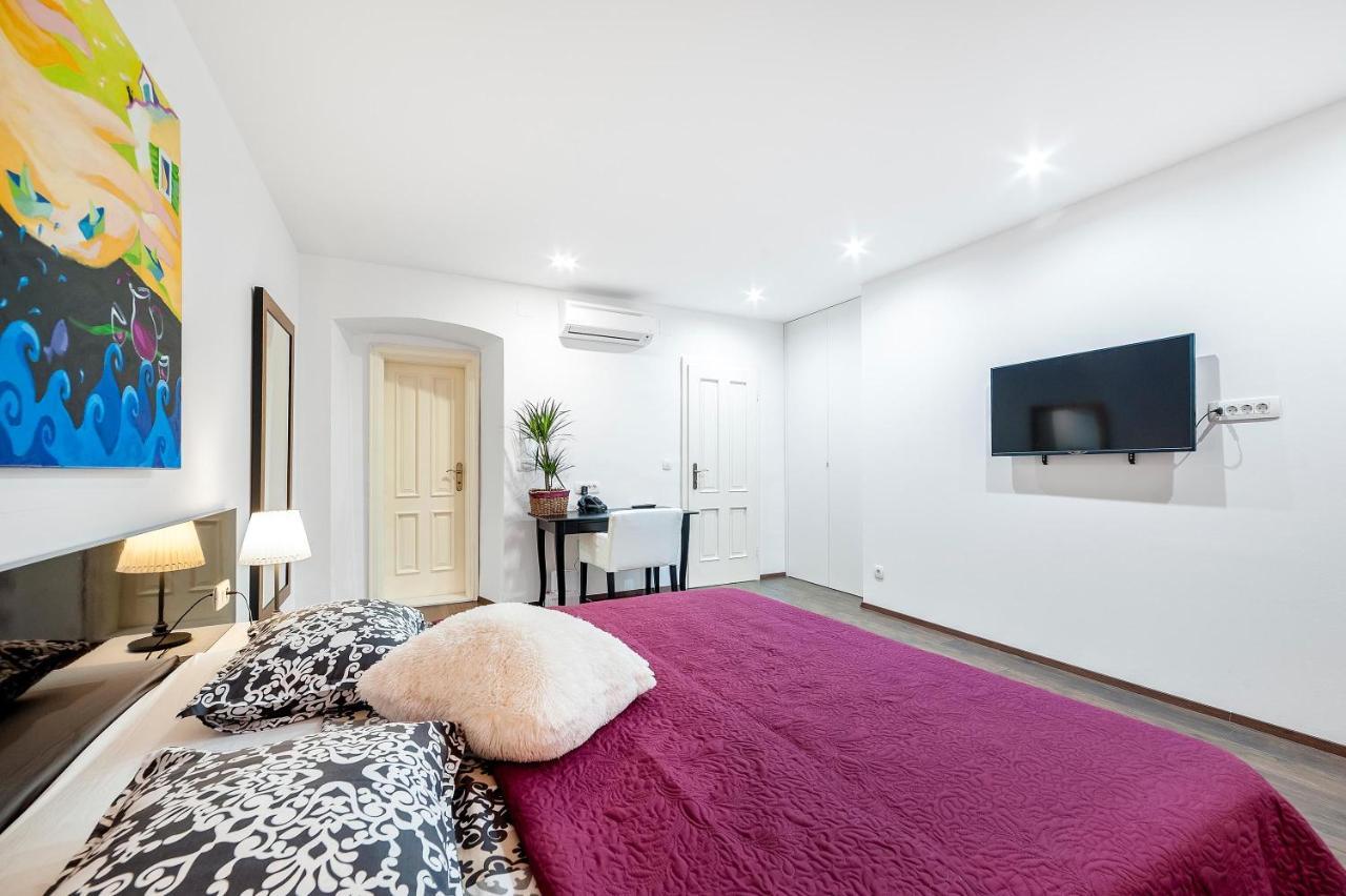 Aparment Lila Διαμέρισμα Σίμπενικ Εξωτερικό φωτογραφία