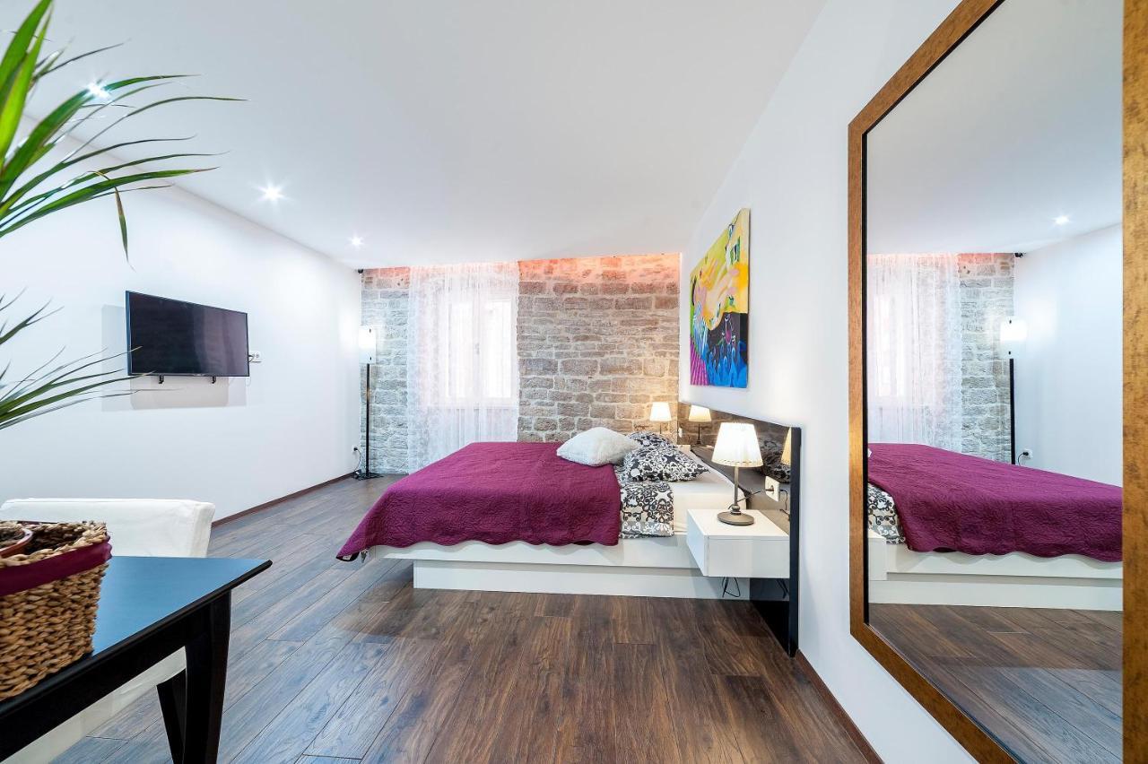 Aparment Lila Διαμέρισμα Σίμπενικ Εξωτερικό φωτογραφία